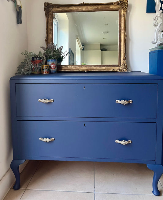 Stunning Chest of Drawers