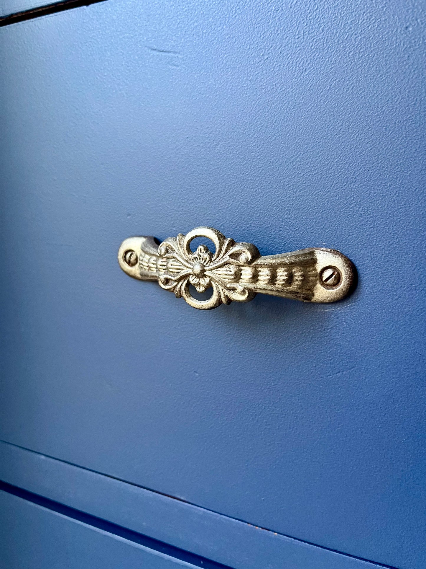 Stunning Chest of Drawers