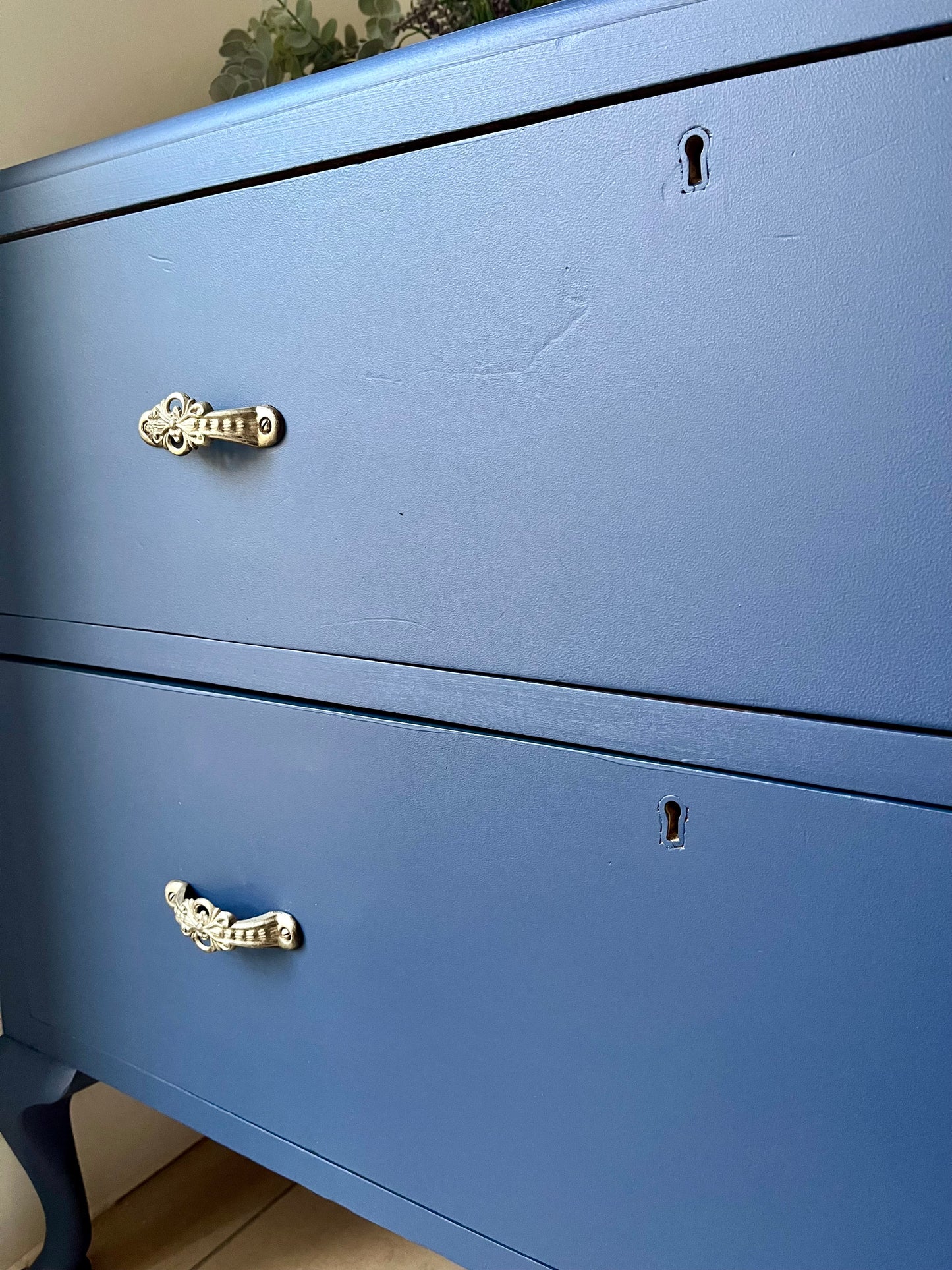 Stunning Chest of Drawers