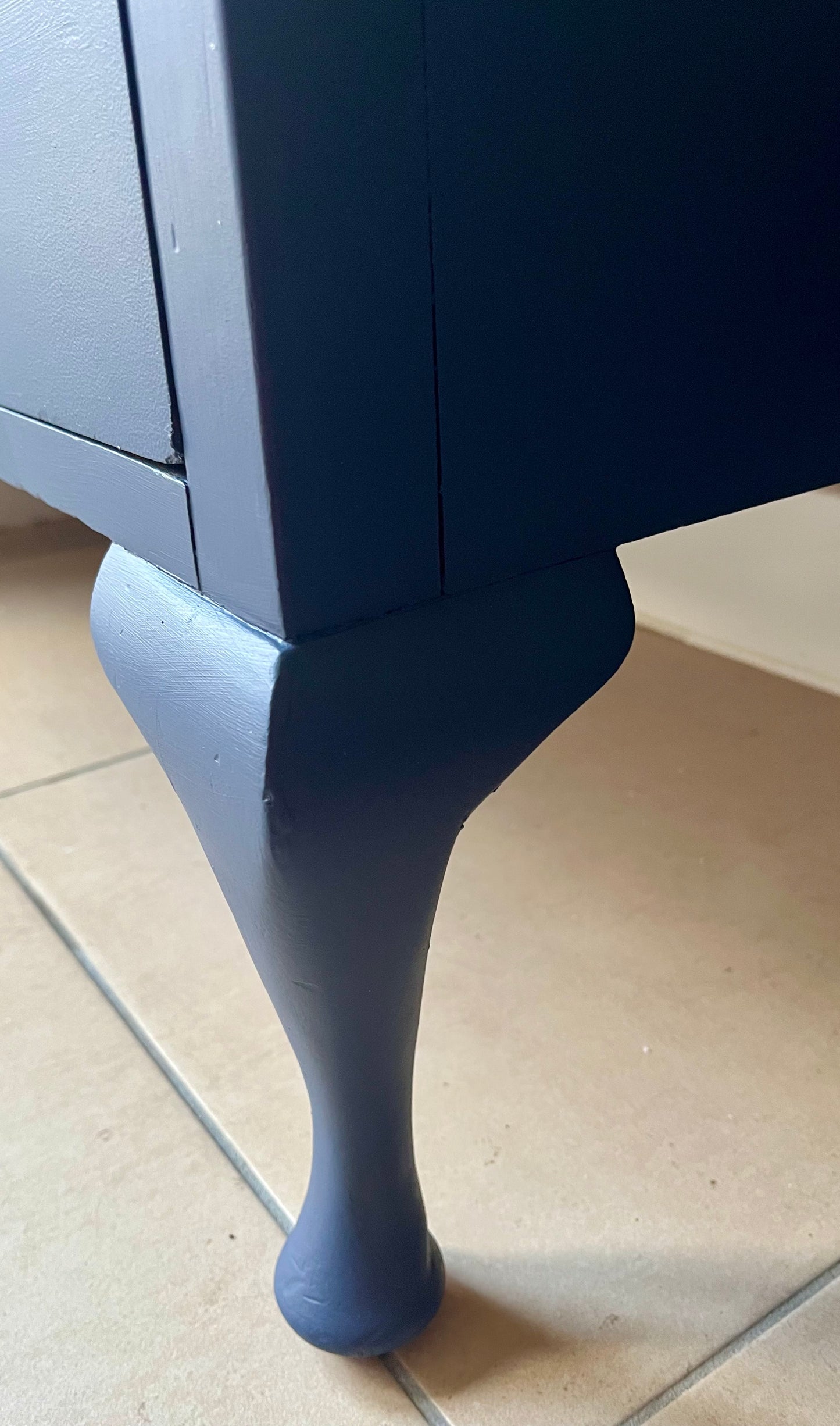 Stunning Chest of Drawers