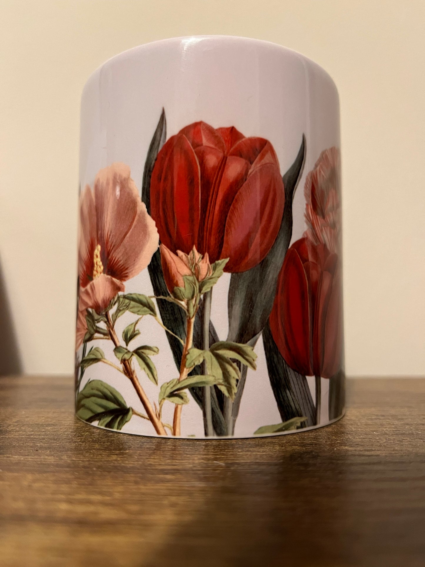 Decorative mug with floral design 